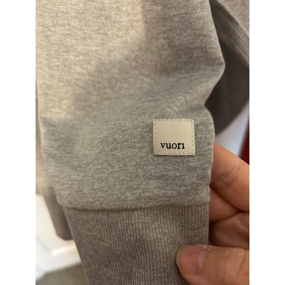 Vuori Long-Sleeve Halo Crew, Size Large, Pale Gray Heather - Picture 7 of 7